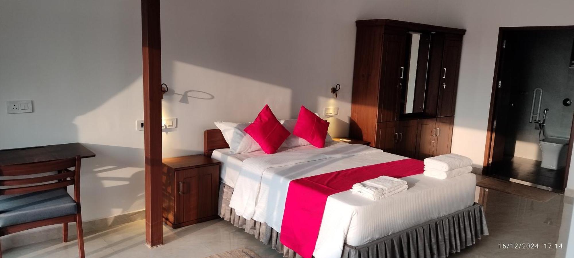Alleppey Holiday Beach Resort Alappuzha Zewnętrze zdjęcie