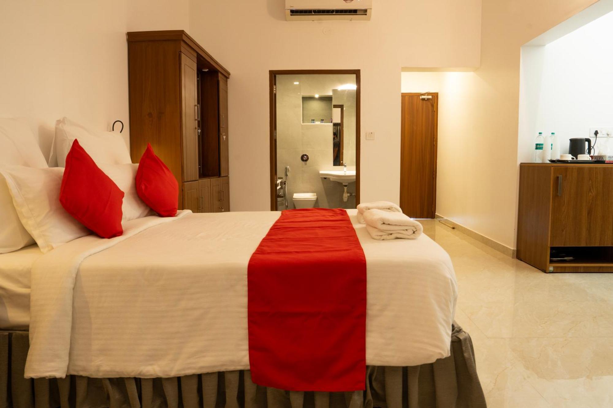 Alleppey Holiday Beach Resort Alappuzha Zewnętrze zdjęcie