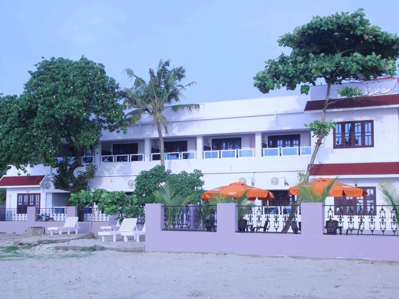 Alleppey Holiday Beach Resort Alappuzha Zewnętrze zdjęcie